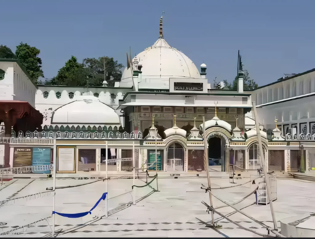 Dargah of Haji Shahid